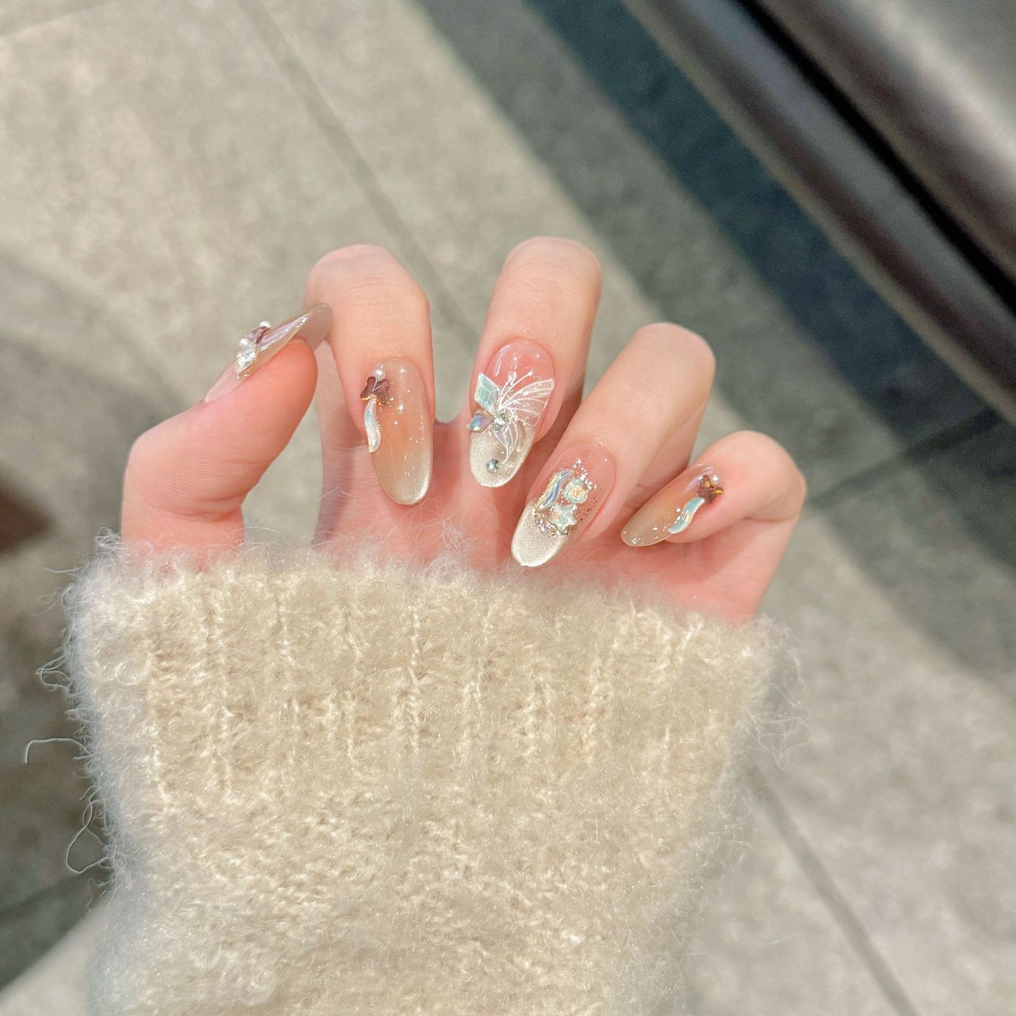 Butterfly Pearl Glow