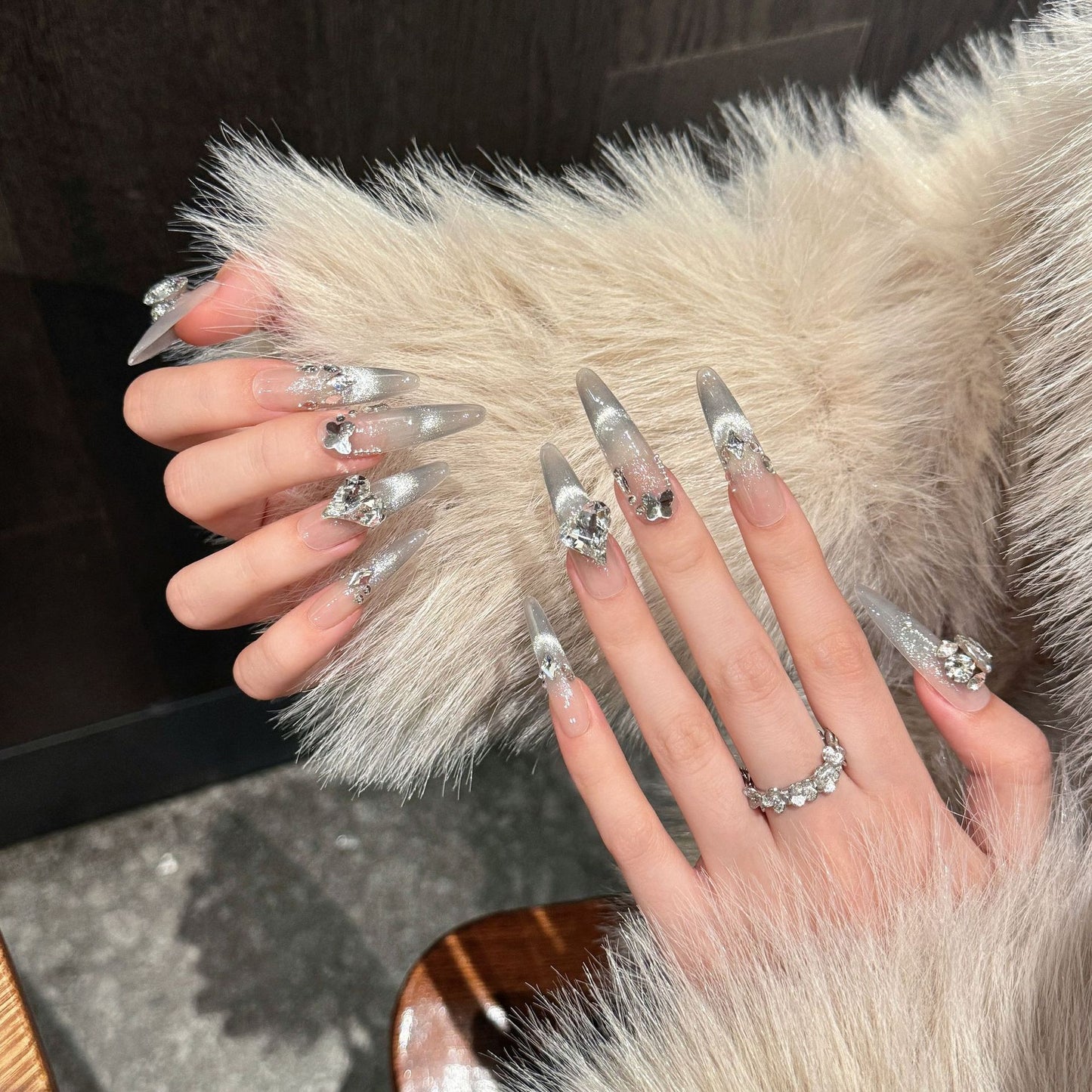 Luxe Heartline